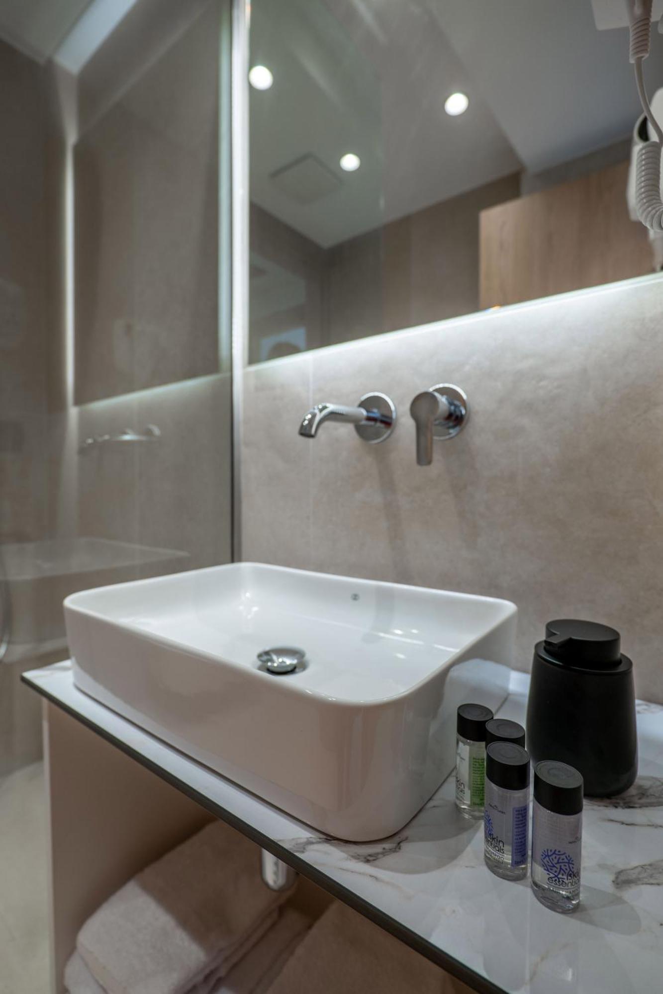 Austin Boutique Hotel Sarandë Eksteriør bilde